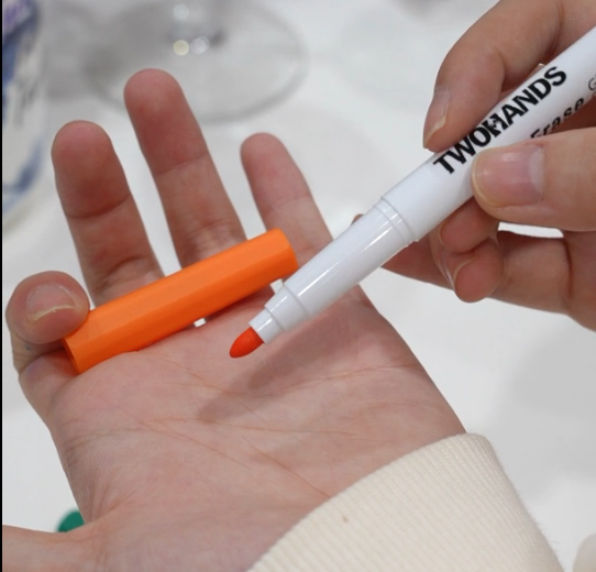 2025 Trends: The Future of Glass Whiteboard Markers in The Workplace